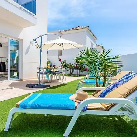 Playa De Fanabe Sleeps 8 Pool Air Con Wifi Villa