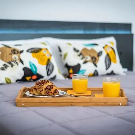 Playa De Fanabe Sleeps 8 Pool Air Con Wifi Costa Adeje (Tenerife)