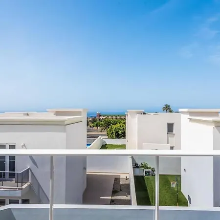 Playa De Fanabe Sleeps 8 Pool Air Con Wifi * Costa Adeje (Tenerife)