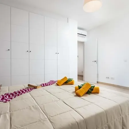 Playa De Fanabe Sleeps 8 Pool Air Con Wifi * Costa Adeje (Tenerife)