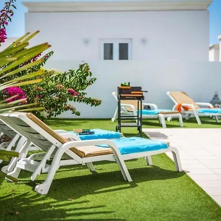 Playa De Fanabe Sleeps 8 Pool Air Con Wifi Villa Costa Adeje (Tenerife)